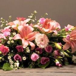 gerbe de fleurs ton de rose