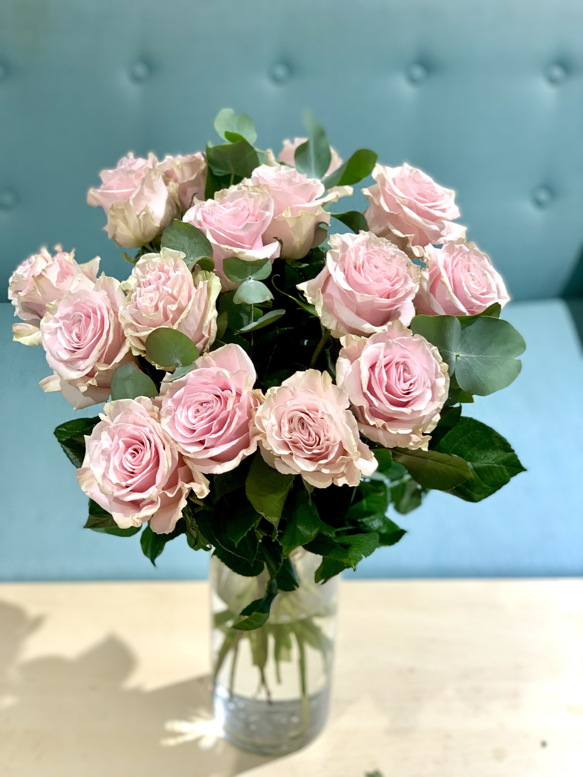 Brass&eacute;e roses roses